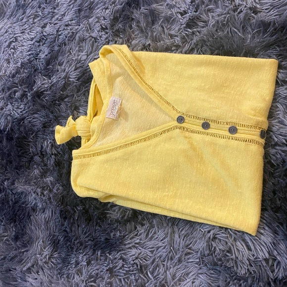 Greige ladies top - Picture 3 of 6